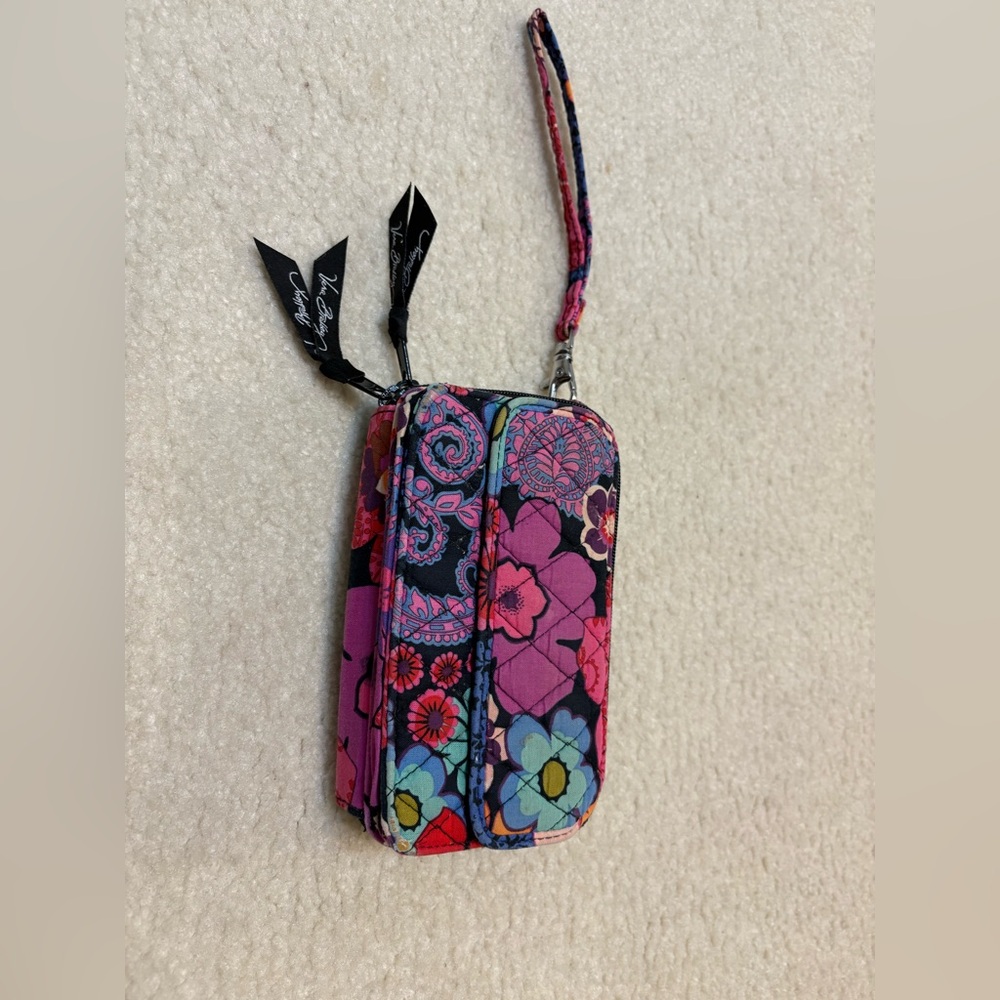 Vera Bradley Quilted Purse Wristlet With Slots Etc & Two Zippers